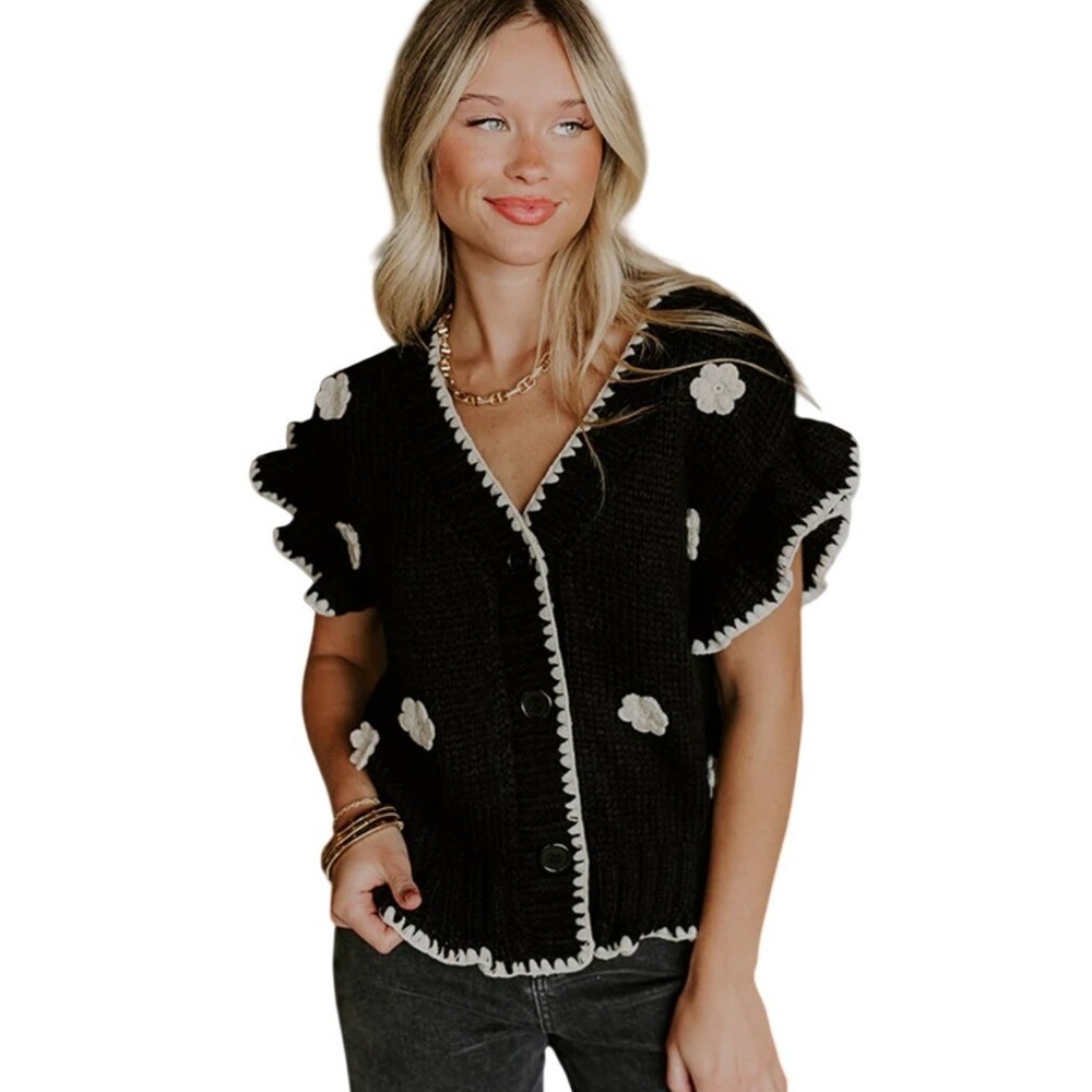 Blu Pepper‎ Black Floral Crochet Knit Cardigan Vest Ruffle Sleeve Medium NEW